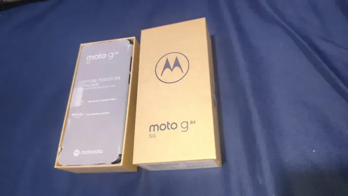 Celular Motorola Moto G84 256 GB memória 