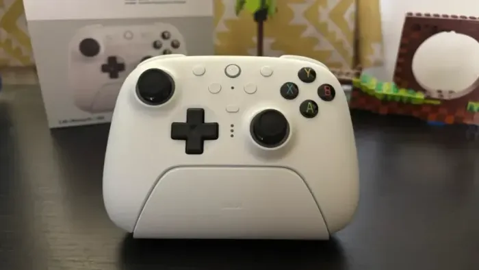 Controle 8Bitdo Ultimate 2 Wireless/Bluetooth compatível com Windows e Switch - Branco