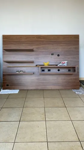Painel de TV marca Bercelli