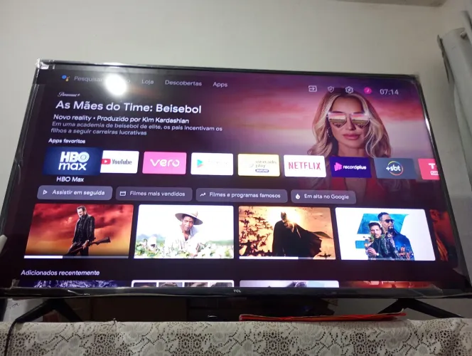 Vendo tv 50polegada TCL smart e churrasqueira elétrica cabe ate 10kg carne