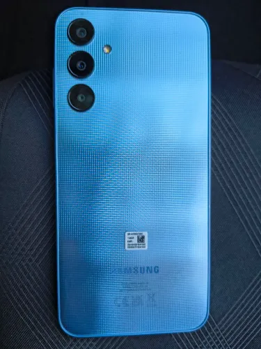 A 25 Samsung como novo