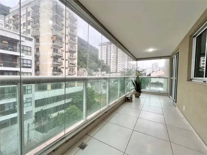 Apartamento à venda com 2 suítes no condomínio Belle Ville Botafogo, Rio de Janeiro - RJ