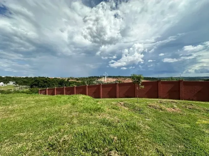 Jardins Nápoles - Lote com 398,59 m² Qd - 25 Excelente opção.