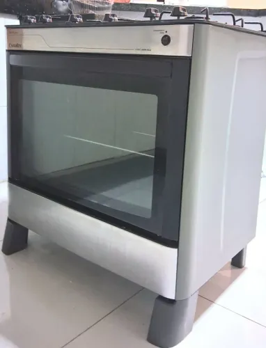 Fogão inox com tampo de vidro 5 bocas em bom estado