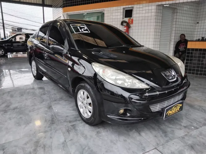 Peugeot 207 Sed. Passion XR Sport 1.4 Flex 8V 4P 2012