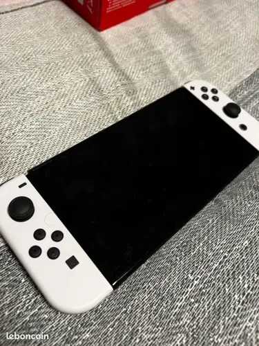 NINTENDO SWITCH OLED PRA VENDER!