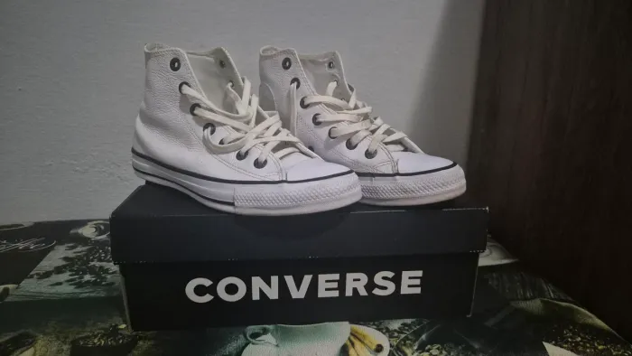 Allstar de Couro branco N36