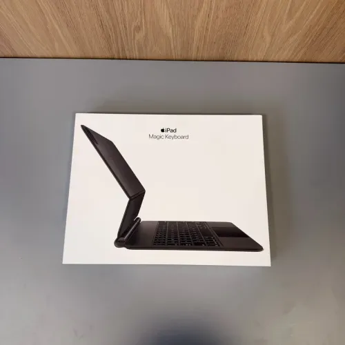 Apple Magic Keyboard Original para iPad 11? - Novo, Sem Uso