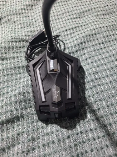 Microfone Gamer ELG USB - Haste Flexível e Base Estável