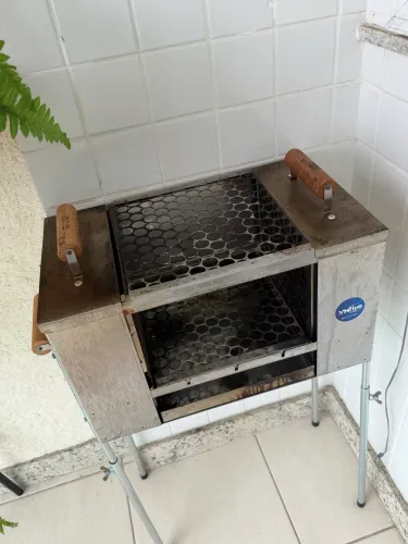 Churrasqueira ecológica a carvão sem fumaça em aço inox VN Five Utilidades
