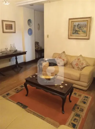EXCELENTE APARTAMENTO EM COPACABANA  136 m²