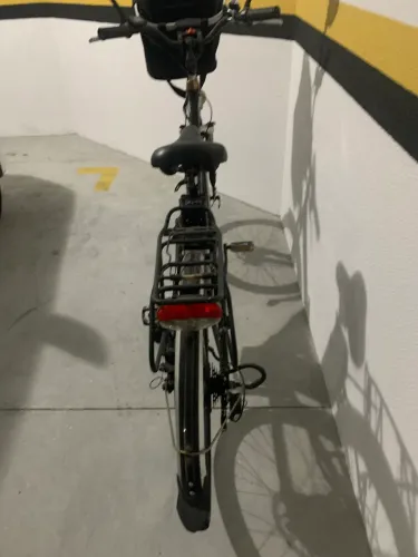 Bicicleta elétrica ebike Magias Jolly preta