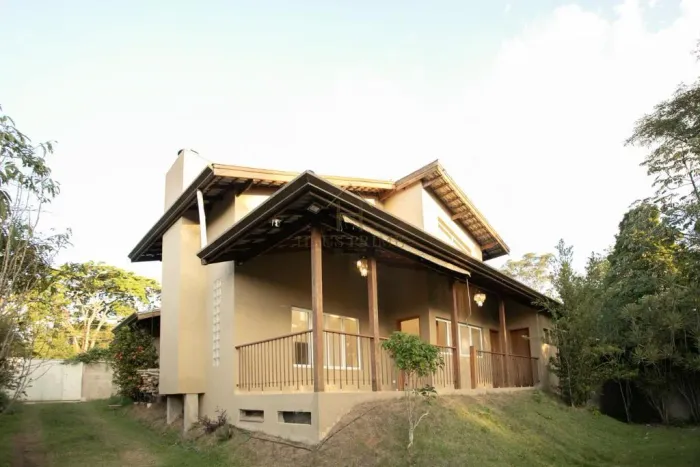 Casa à venda em Cotia, Jardim Colibri, com 3 quartos, com 234 m², Condomínio Jardim Colibr