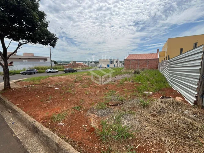 Terreno de 250m no Jardim Cidade Universitária I em Limeira-SP