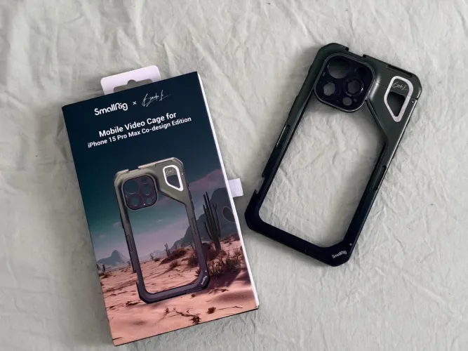 Cage Gaiola Smallrig Compativel iPhone 15 Pro Max Brandon Li