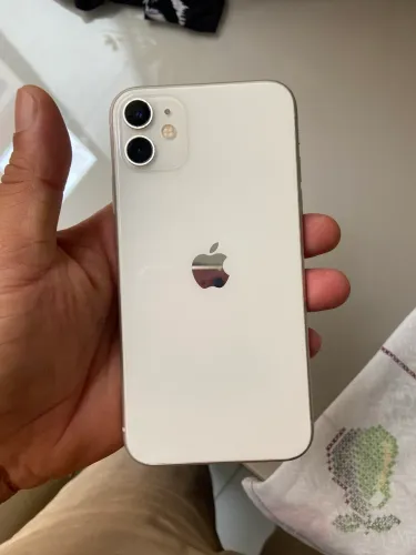 iPhone 11 128 gigas leia a descrição 