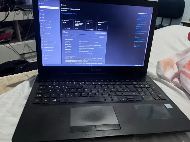 Notebook Gamer - 16gb - i7 - Placa de video de 2GB - 1TB de HD 128GB de SSD