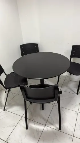 Vendo mesa + 4 cadeiras