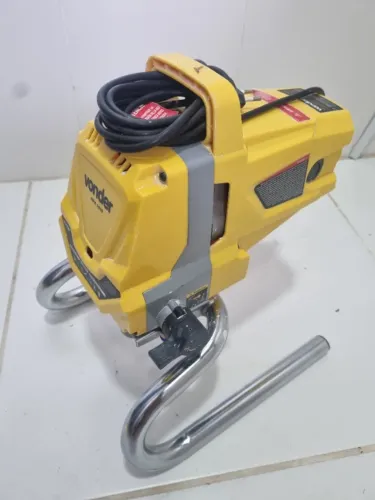 Máquina De Pintura Airless Vonder MPA 1010 - 1.010W / 220V + Kit Completo de Bicos Extras
