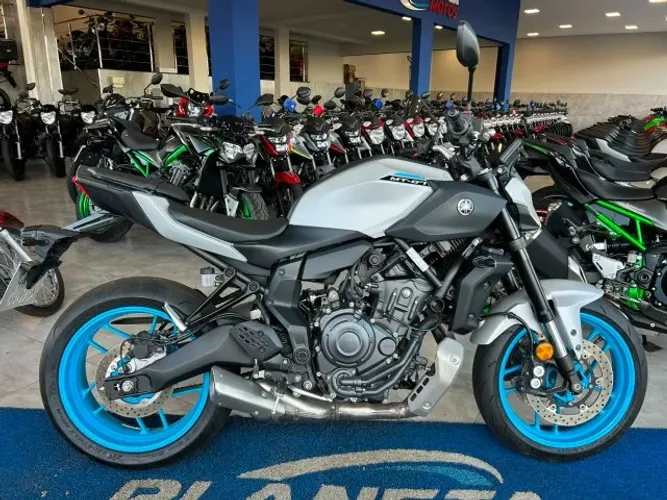 Yamaha MT-07 modelo 2026, com apenas 670 km rodados, moto em estado de 0 km, modelo novo!