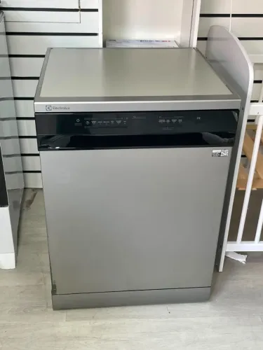 Lava-Louça Electrolux 14 Serviços Inox- 220v