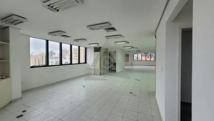 Sala para alugar em Campinas, Botafogo, com 213 m², Condomínio Comercial Tiffany Office Pl
