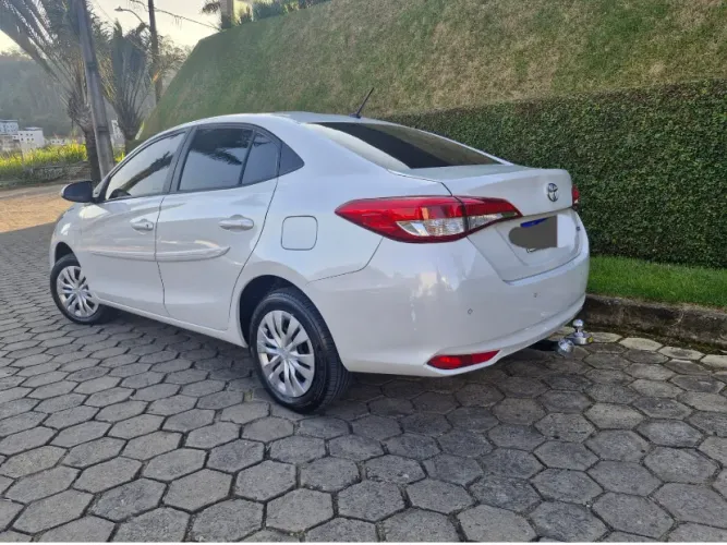 Toyota Yaris XL Sedan 1.5 Flex 16V 4P Aut. 2023