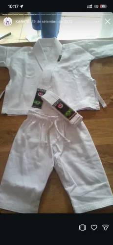 Kimono karatê infantil