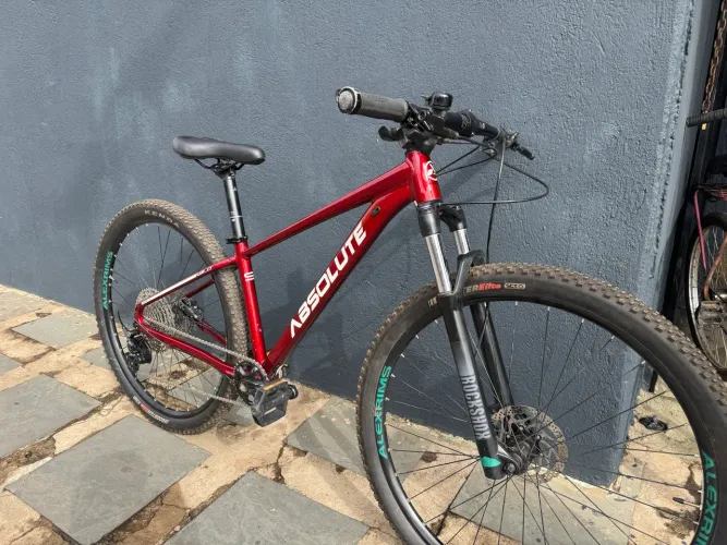 Bicicleta 29 quadro Boost