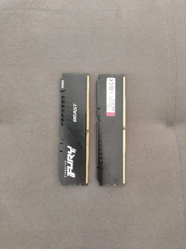 ? Memória RAM DDR5<br>Kingston FURY Beast DDR5 2x 8GB (16GB) 6000MHz CL30 <br>