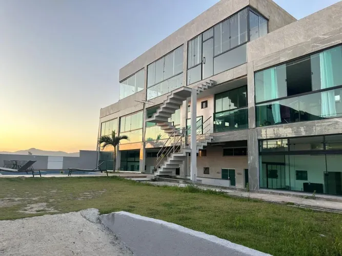 Flat com 1 quarto à venda, 27 m² por R$ 190.000 - Jardim Atlântico Leste (Itaipuaçu) - Mar