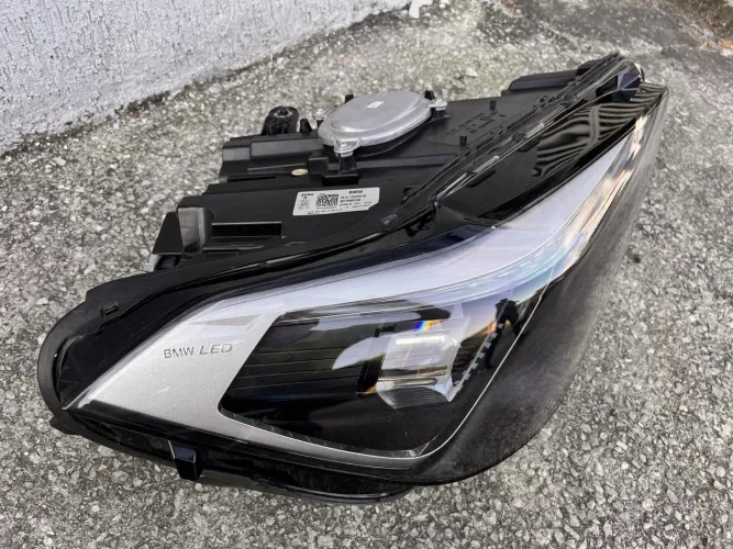 Farol BMW X1 2019/2022 original L/D