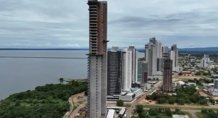 ÁGIO COMODORO APTO 323m² - 4 SUÍTES - FRENTE PARA O LAGO