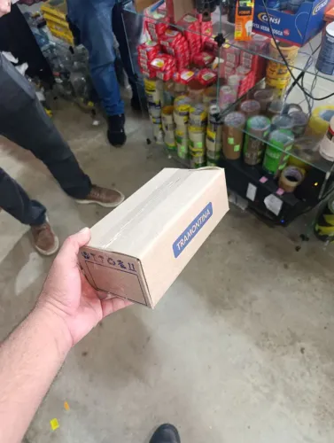 10 caixinhas de papelão pequenas