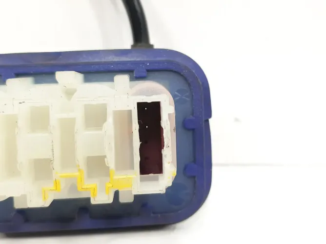 Sensor Abs Traseiro Esquerdo Mercedes C180 W204 2008 A 2014