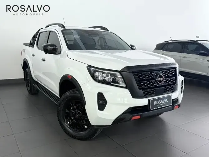 Nissan Frontier Pro4x CD 4X4 2.3 Bi-TB Die. AUT 2024