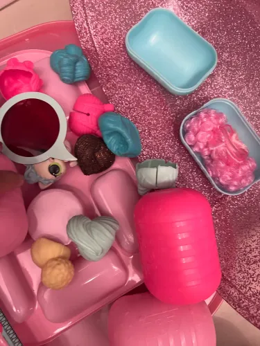 Bonecas Lol supresa caixa com várias