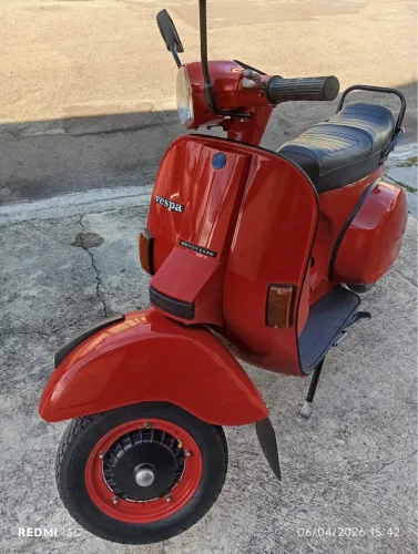 Piaggio Vespa PX 200