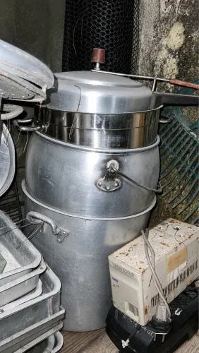 Caldeirão e formas 