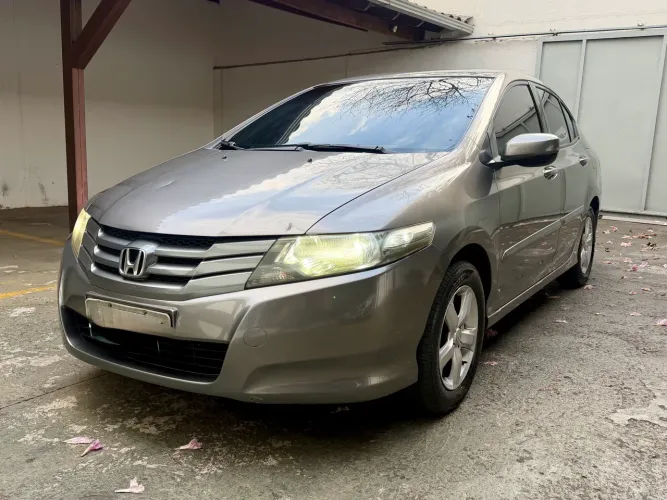 Honda City Sedan DX 1.5 Flex 16V Aut. 2011