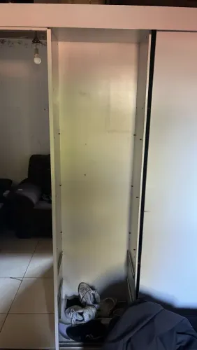 Vendo guarda roupa de casal/solteiro