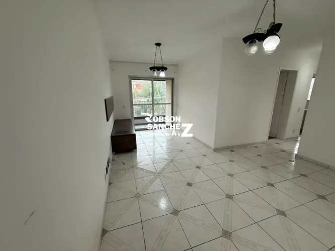 Apartamento a venda no Jardim Marajoara com 3 quartos, 1 vaga, 82m², armários, pronto para