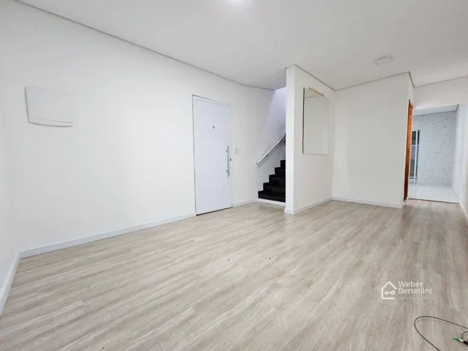 Casa à Venda em Jandira no Bairro Ana Cristina II
