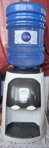 BEBEDOURO DE GALÃO MARCA LIBELL 127 V COM COMPRESSOR 