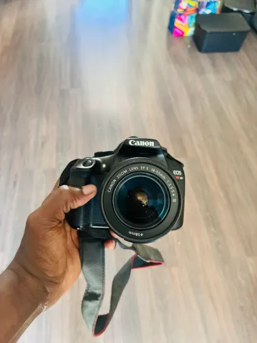 Câmera Cânon eos T16