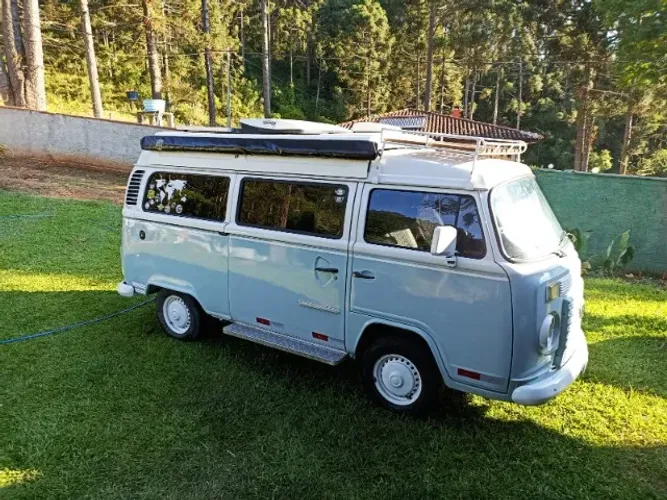 Volkswagen Kombi Standard 1.4 MI Total Flex 8V 2010