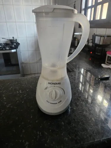 VENDO LIQUIDIFICADOR
