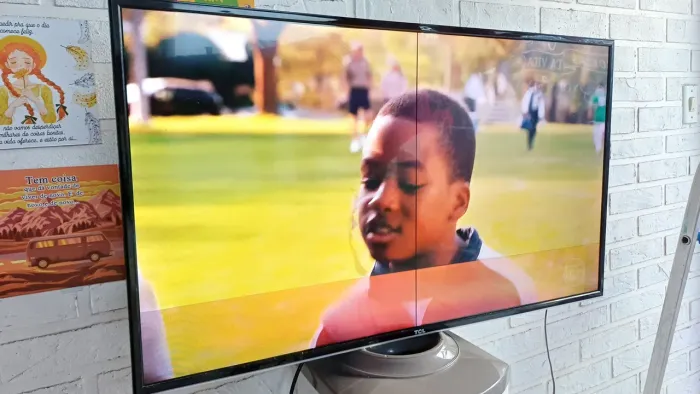 Vendo TV 43" TCL