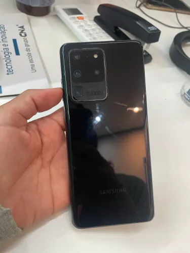 Celular Samsung S20 Ultra 500 g