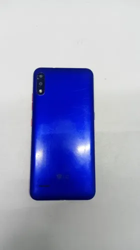 Vendo o celular lg k22 funciona tudo não entrego